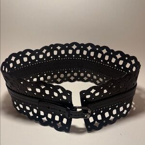 BCBG Black Laser-Cut Wide Corset Belt - Vintage - XS/S - 100% Leather